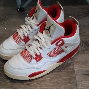 Jordan 4s